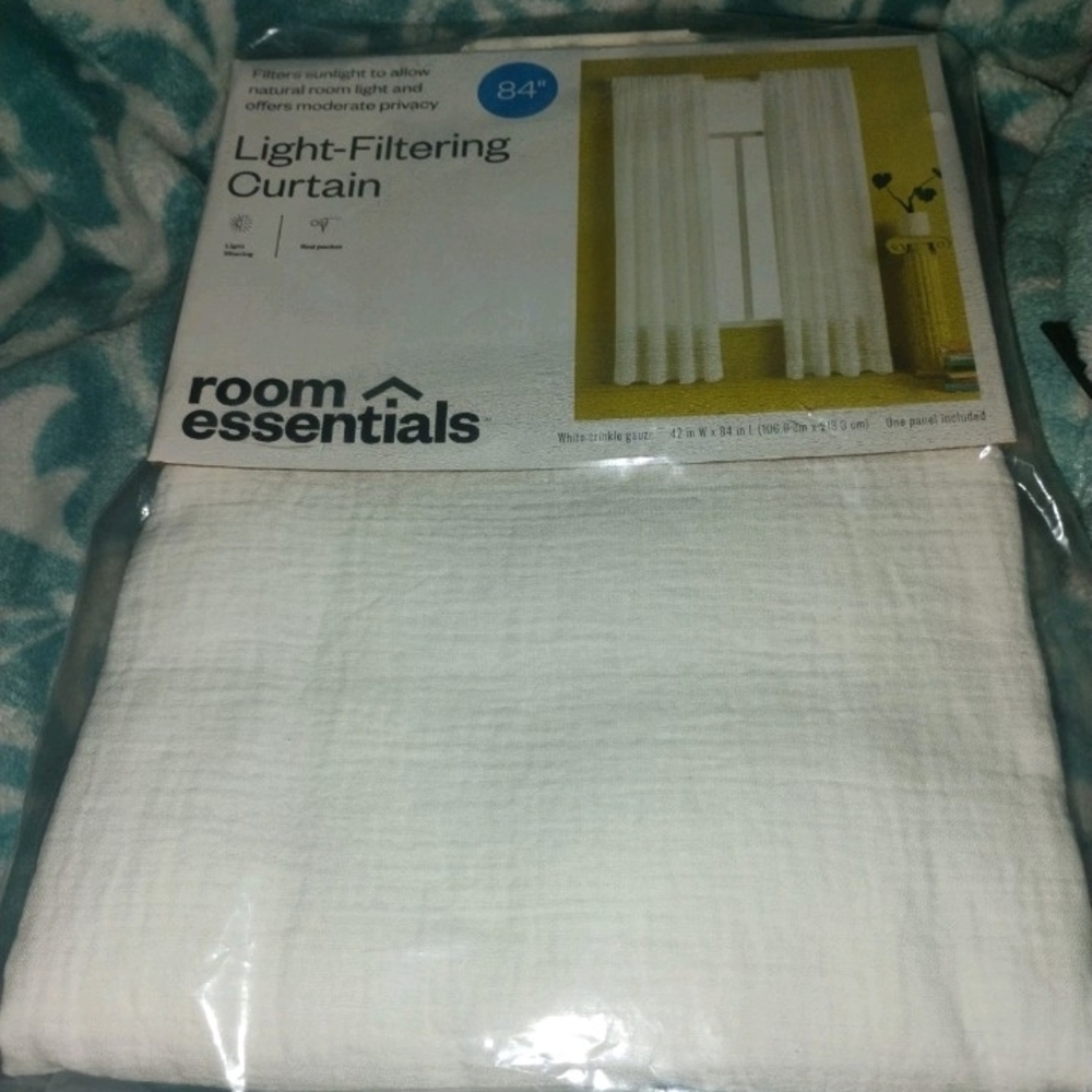 Room Essentials Soft White Light-Filtering Curtain